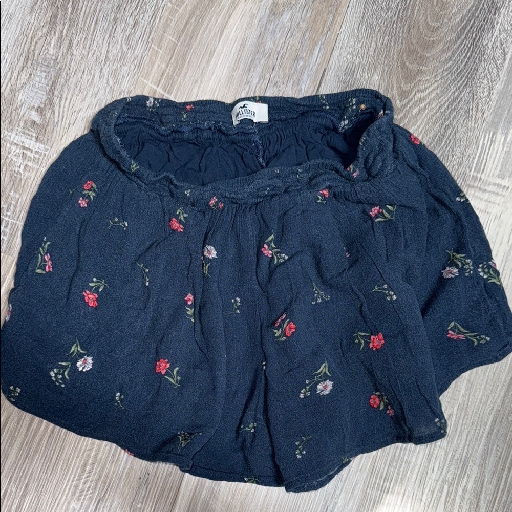 Hollister Floral Shorts